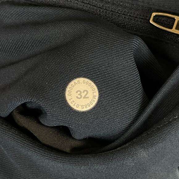 Lululemon ABC Pant Classic Warpstreme Navy Blue 33" Inseam Size 32 *SEE DETAILS* - Picture 7 of 7